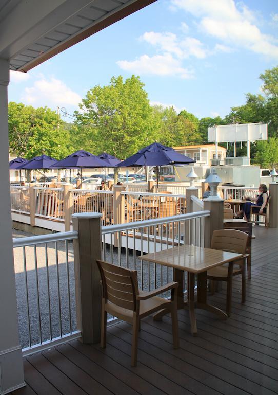 Lake Front Hotel Cooperstown Extérieur photo